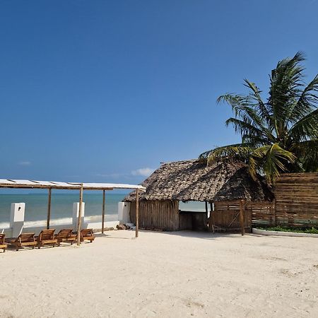 Uroa Zanzibar Vera Beach Hotel By Moonshine Dikoni Стая снимка