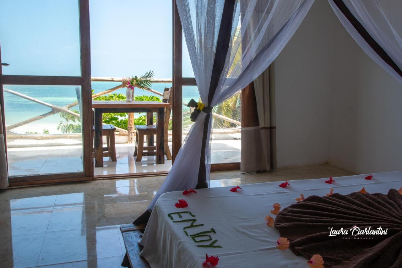 Uroa Zanzibar Vera Beach Hotel By Moonshine Dikoni Екстериор снимка