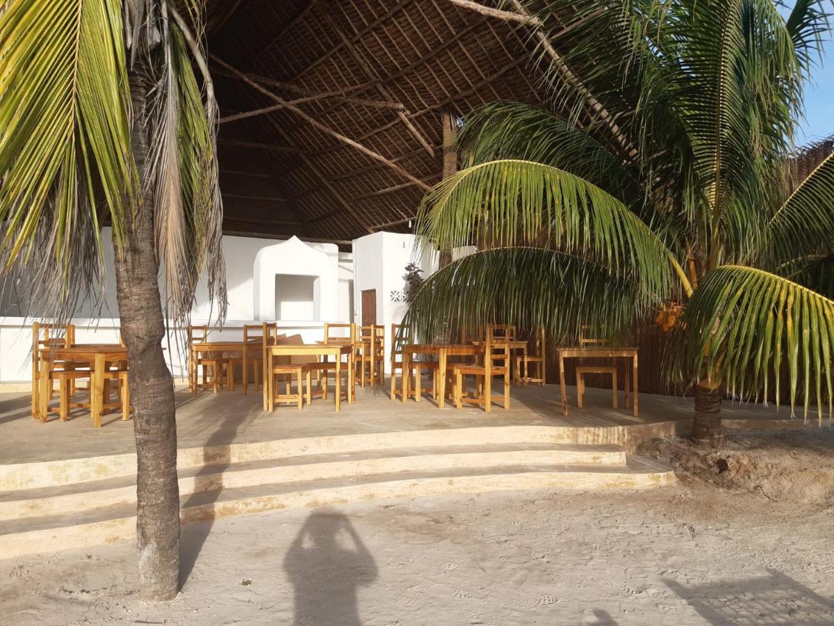 Uroa Zanzibar Vera Beach Hotel By Moonshine Dikoni Екстериор снимка