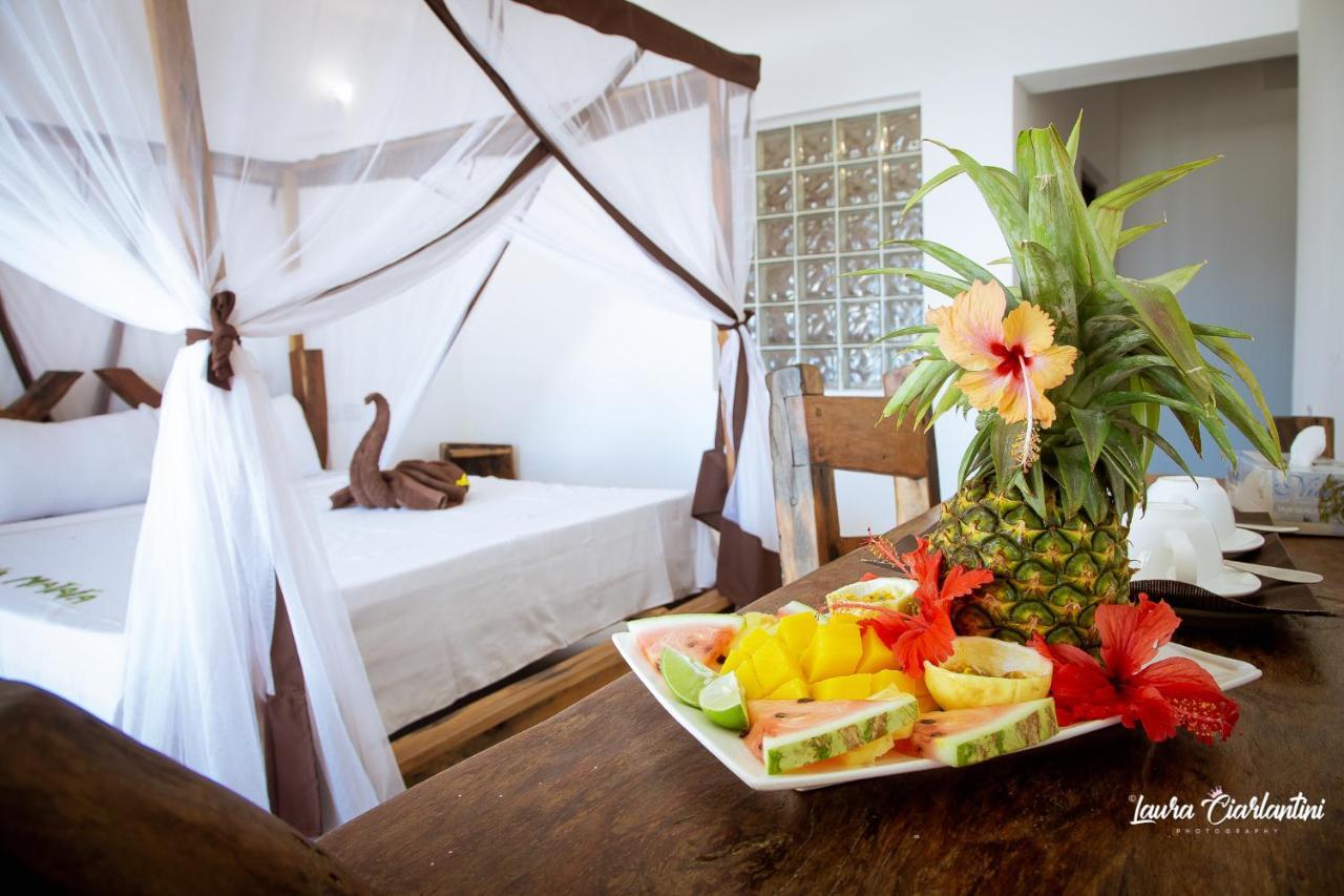Uroa Zanzibar Vera Beach Hotel By Moonshine Dikoni Екстериор снимка