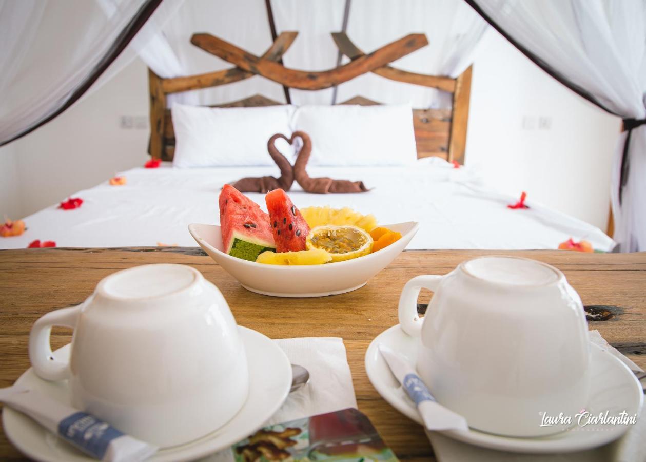 Uroa Zanzibar Vera Beach Hotel By Moonshine Dikoni Екстериор снимка