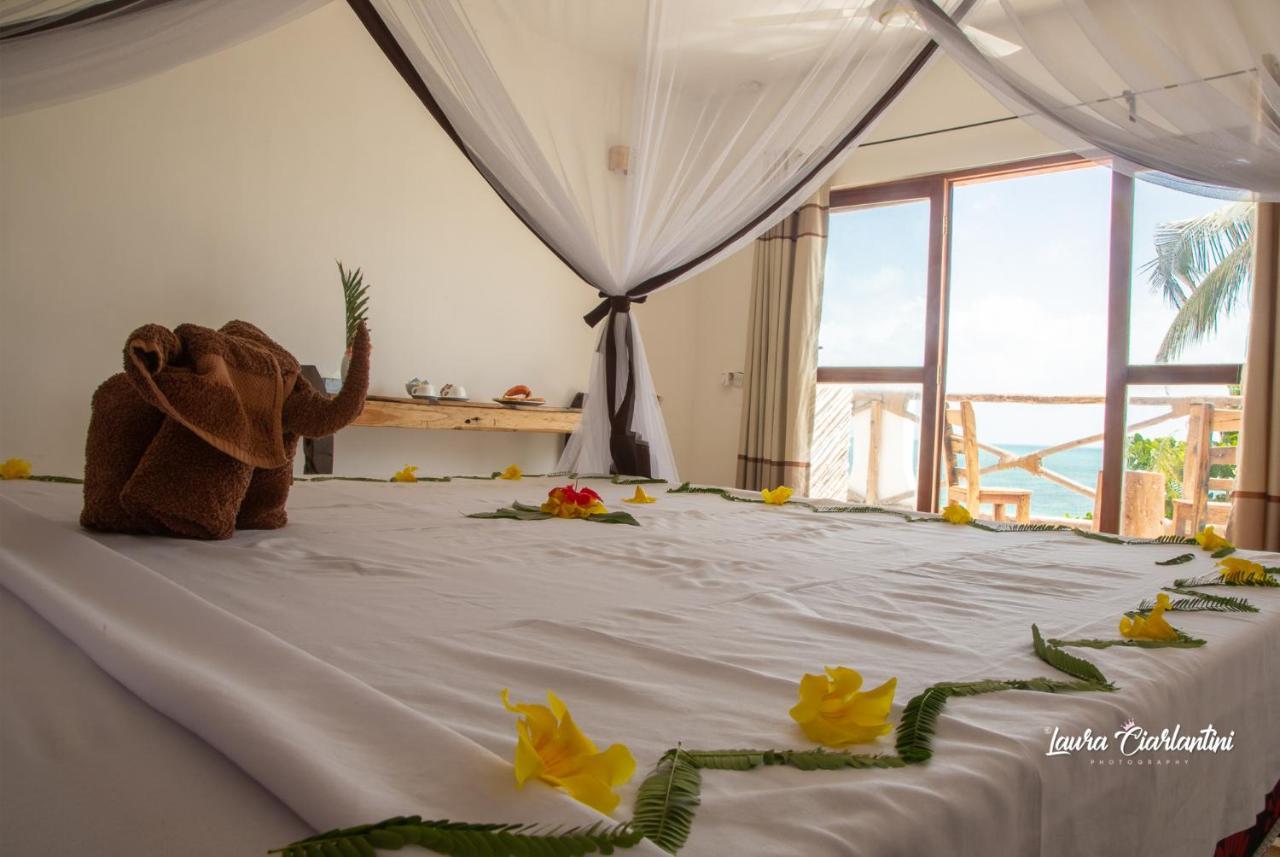 Uroa Zanzibar Vera Beach Hotel By Moonshine Dikoni Екстериор снимка