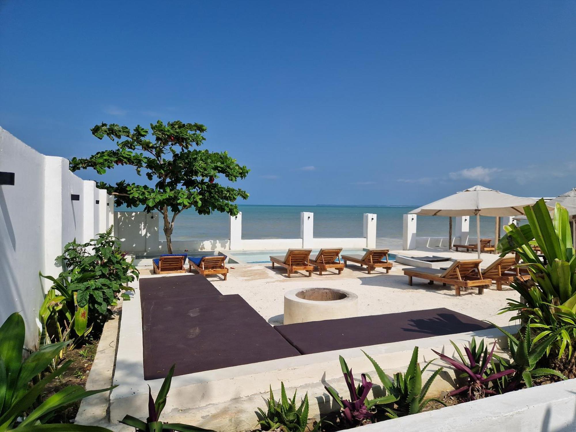 Uroa Zanzibar Vera Beach Hotel By Moonshine Dikoni Стая снимка
