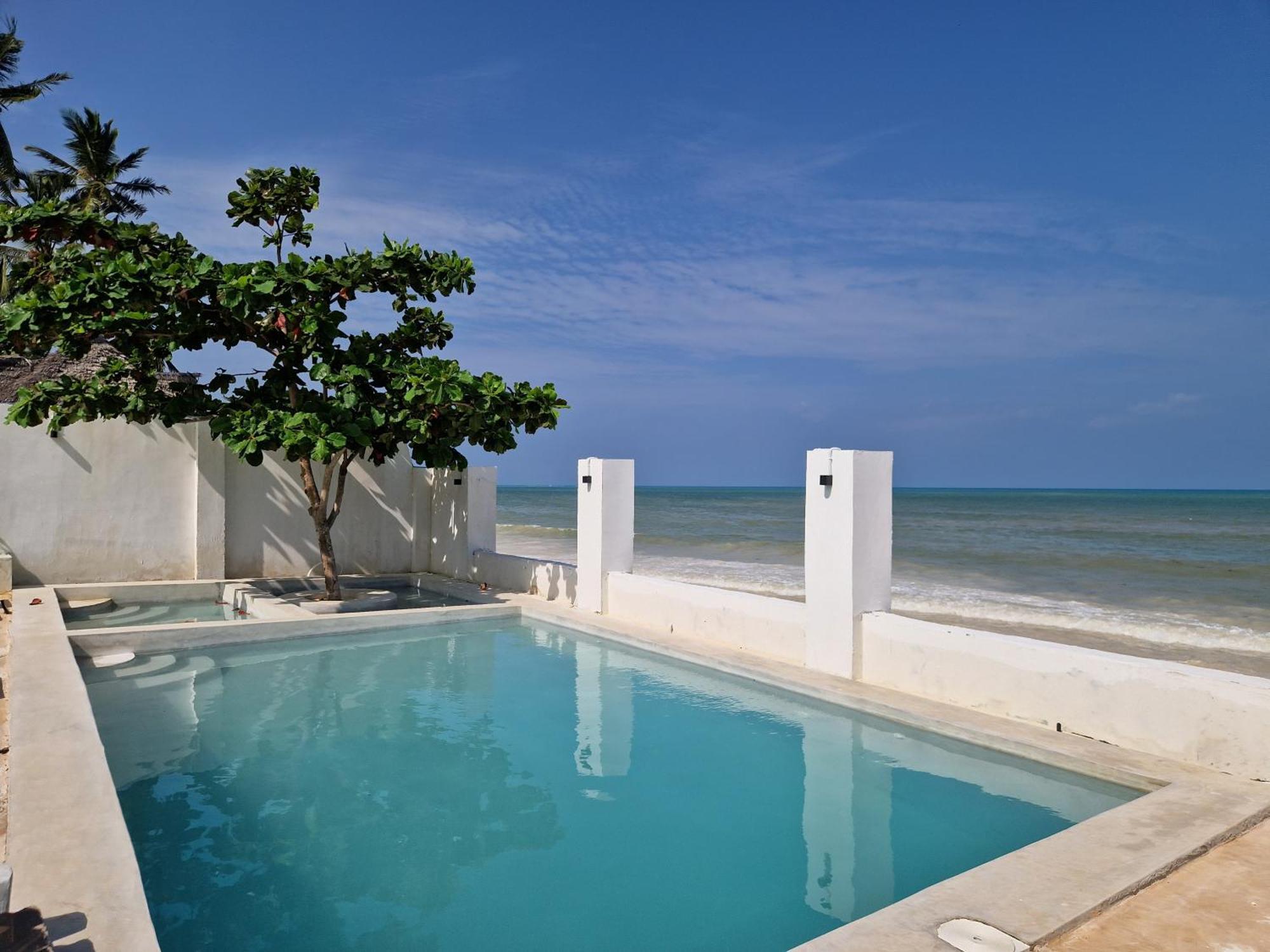 Uroa Zanzibar Vera Beach Hotel By Moonshine Dikoni Стая снимка